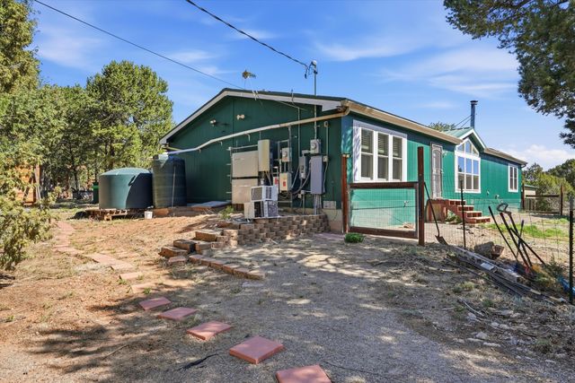 14 Easy Street, Tijeras, NM 87059