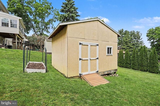 12 BARE AVENUE, Reading, PA 19607