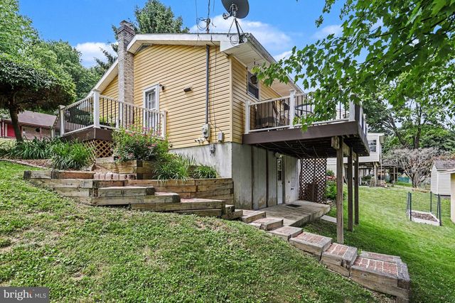 12 BARE AVENUE, Reading, PA 19607