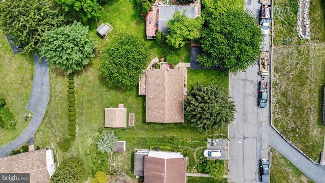 12 BARE AVENUE, Reading, PA 19607