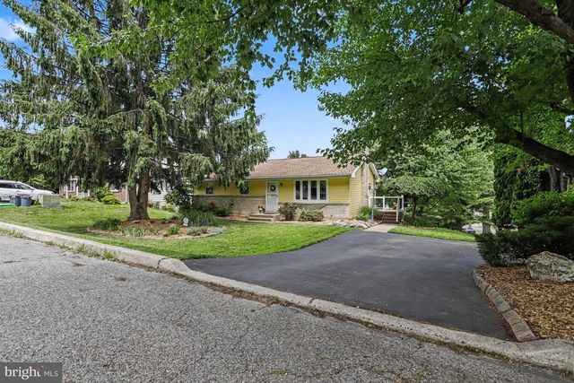 12 BARE AVENUE, Reading, PA 19607