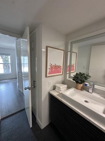 2302 S MANHATTAN AVENUE 108, Tampa, FL 33629
