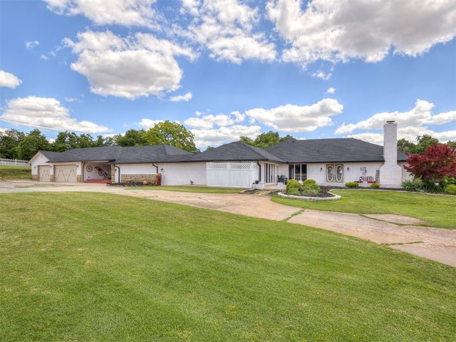 2320 W Sorghum Mill Road, Edmond, OK 73025