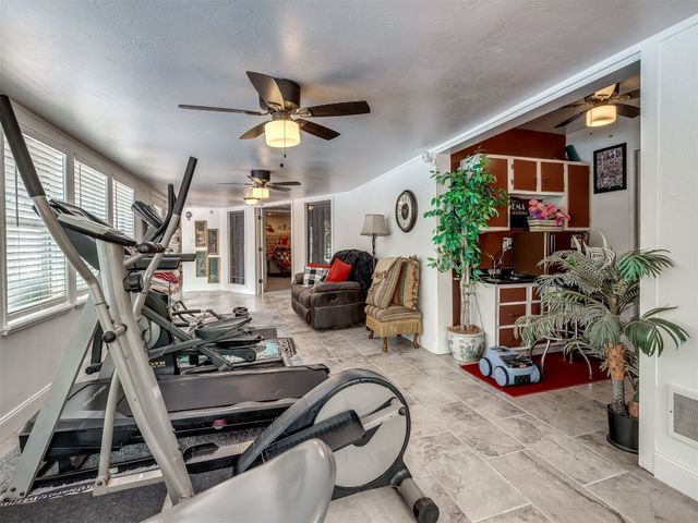 2320 W Sorghum Mill Road, Edmond, OK 73025