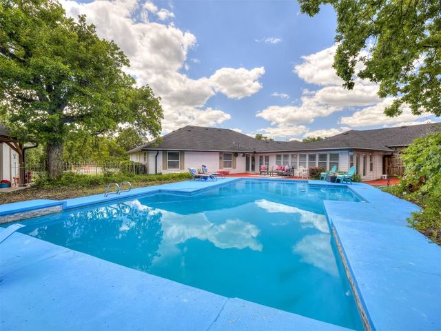 2320 W Sorghum Mill Road, Edmond, OK 73025