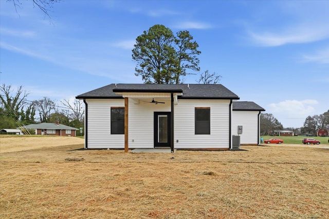 4095 N Blackstock Road, Spartanburg, SC 29301