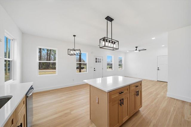 4095 N Blackstock Road, Spartanburg, SC 29301