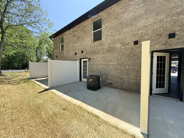 740 Kings Ln Multiple Units, Tullahoma, TN 37388
