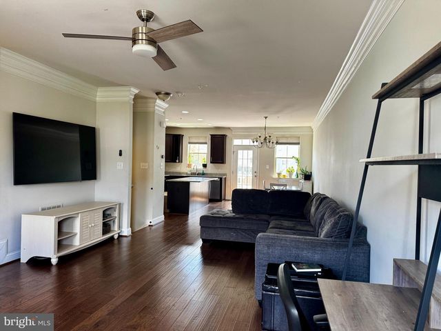 12116 GREY SQUIRREL ST, Clarksburg, MD 20871