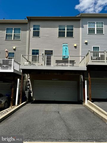 12116 GREY SQUIRREL ST, Clarksburg, MD 20871