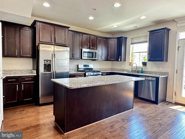 12116 GREY SQUIRREL ST, Clarksburg, MD 20871