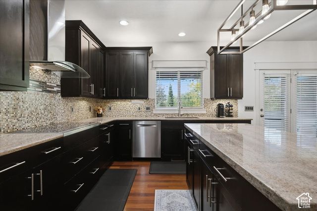 145 N VISTA DR, Kaysville, UT 84037