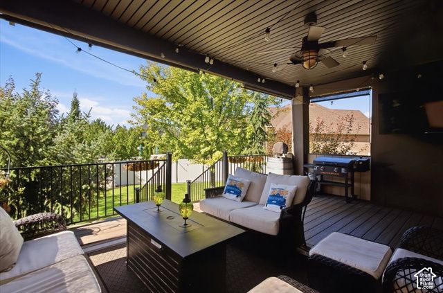 145 N VISTA DR, Kaysville, UT 84037
