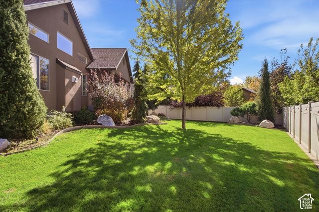 145 N VISTA DR, Kaysville, UT 84037