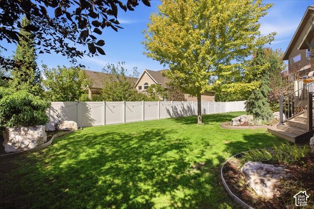 145 N VISTA DR, Kaysville, UT 84037