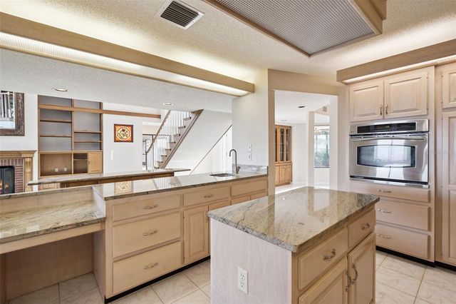 16951 DEER ISLAND ROAD, Tavares, FL 32778