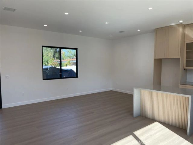 9626 Stonehurst Avenue, Sun Valley, CA 91352