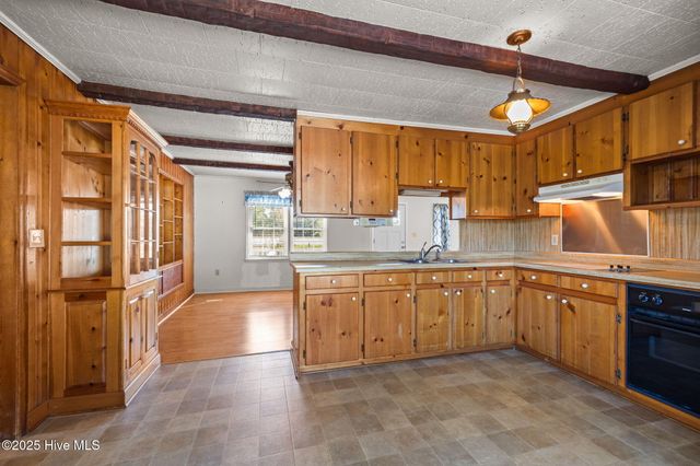 2255 Highway 70, Beaufort, NC 28516