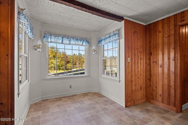 2255 Highway 70, Beaufort, NC 28516