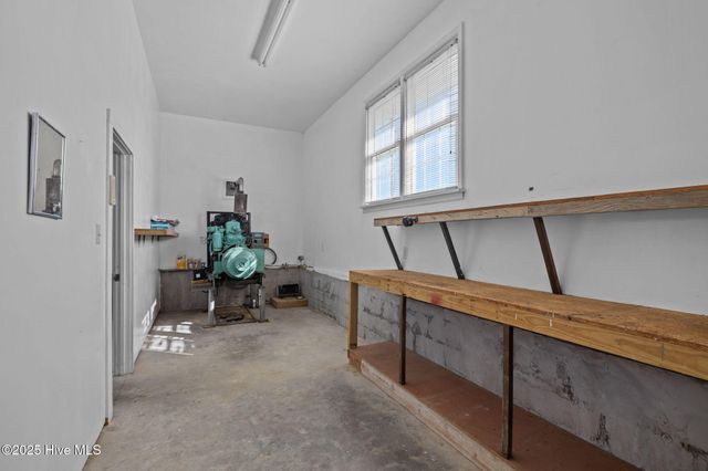 2255 Highway 70, Beaufort, NC 28516