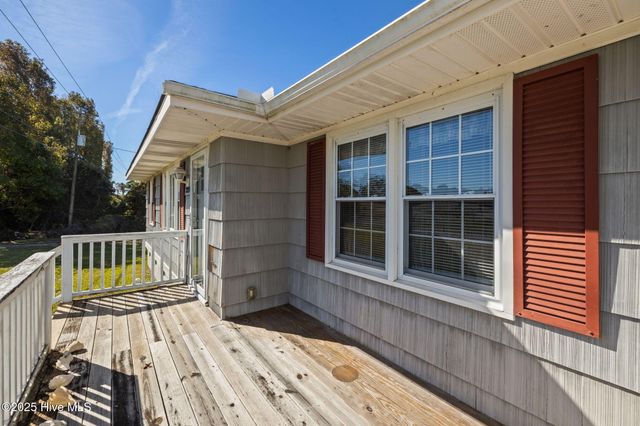 2255 Highway 70, Beaufort, NC 28516