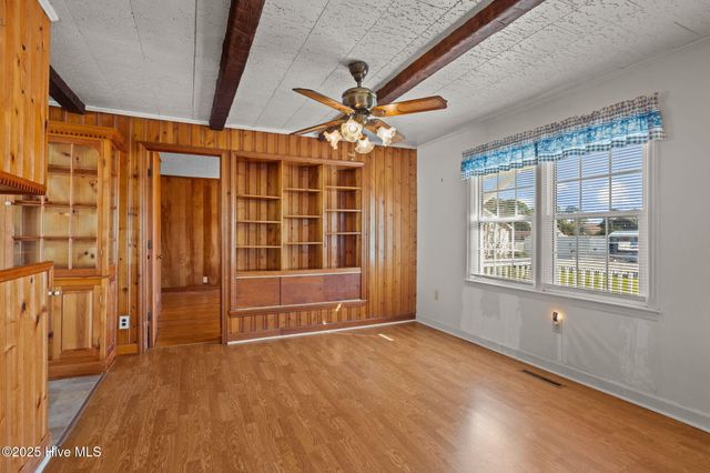 2255 Highway 70, Beaufort, NC 28516