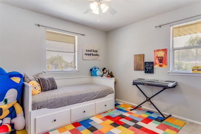 648 Oak Street, Burleson, TX 76028