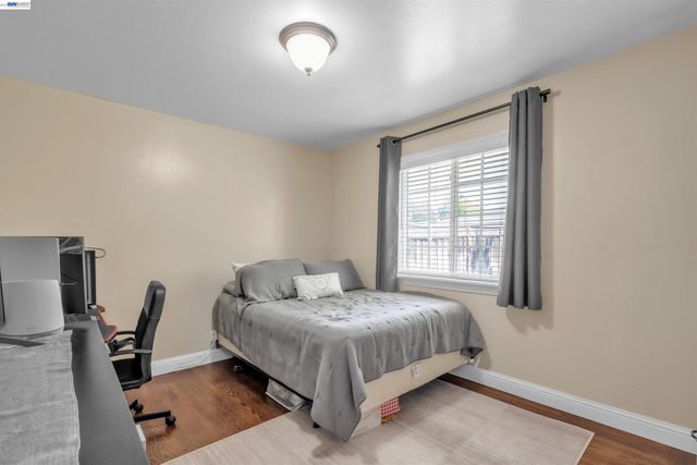 1400 Wagoner Dr, Livermore, CA 94550