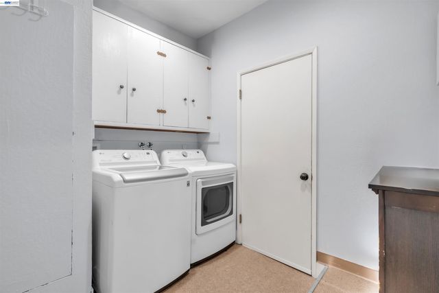 1400 Wagoner Dr, Livermore, CA 94550