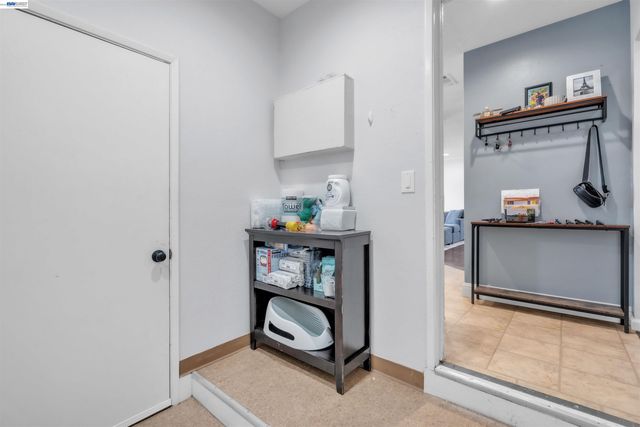 1400 Wagoner Dr, Livermore, CA 94550