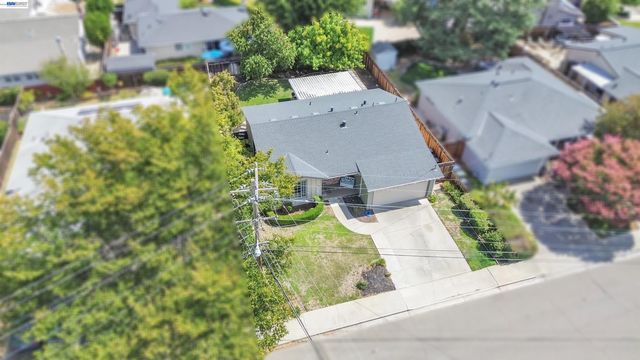 1400 Wagoner Dr, Livermore, CA 94550