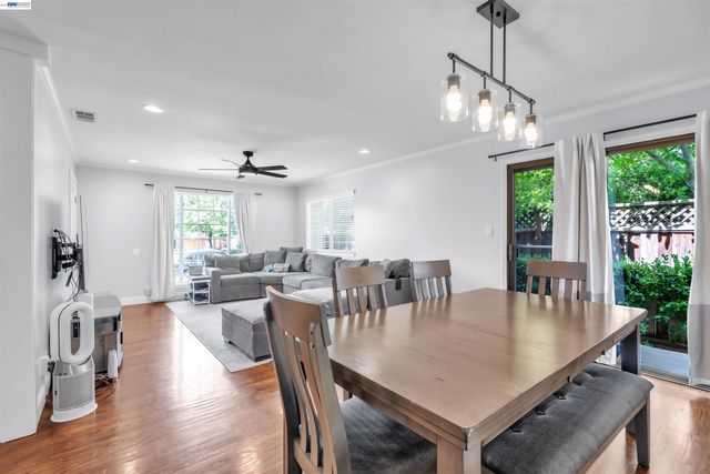 1400 Wagoner Dr, Livermore, CA 94550