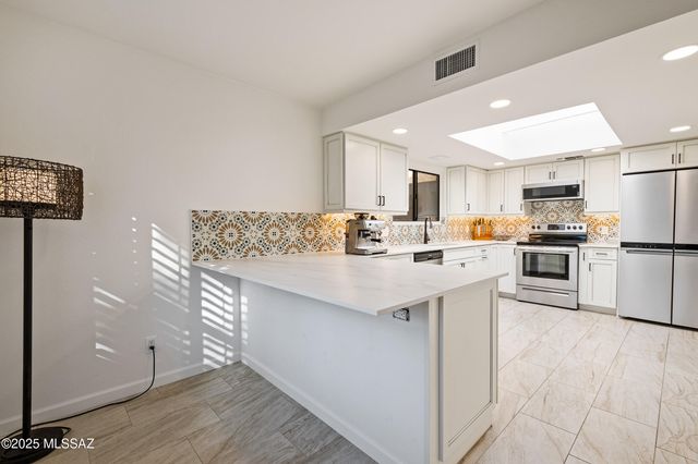 840 E Placita Del Mirador, Tucson, AZ 85718