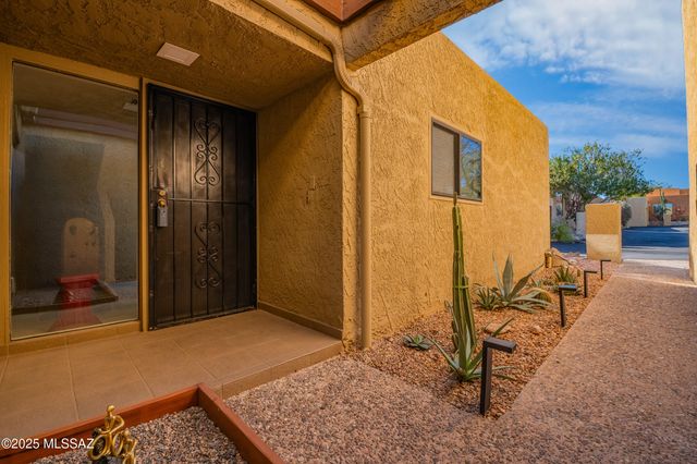 840 E Placita Del Mirador, Tucson, AZ 85718