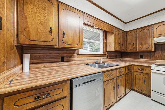 208 Calloway Avenue, Sherwood, AR 72120