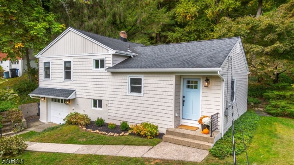 16 Dellwood Ave, Morris Twp., NJ 07960