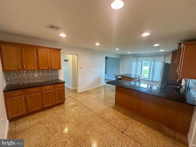 250 S FINDLAY ST, York, PA 17402