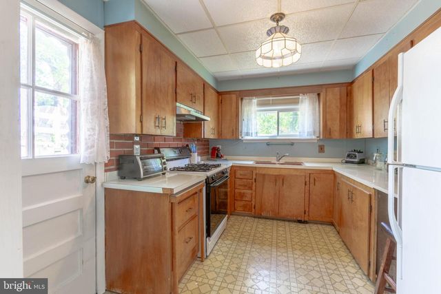 1813 CROMWOOD RD, Baltimore, MD 21234