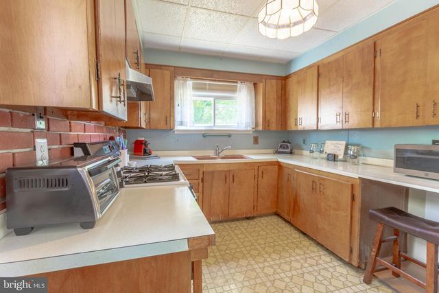 1813 CROMWOOD RD, Baltimore, MD 21234
