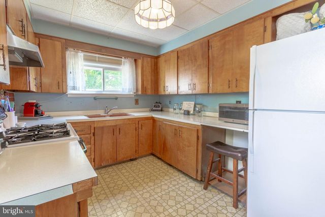 1813 CROMWOOD RD, Baltimore, MD 21234