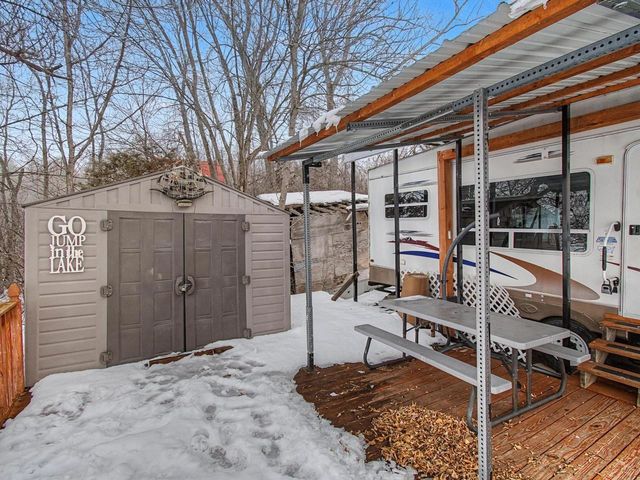 9 Sampson Road, Orwell, VT 05760