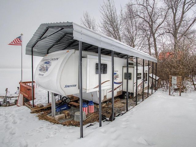 9 Sampson Road, Orwell, VT 05760