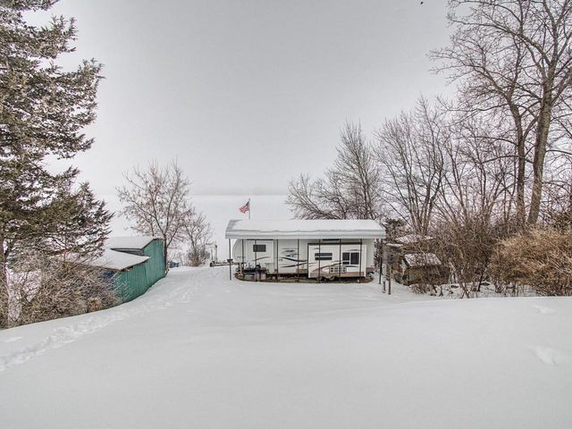 9 Sampson Road, Orwell, VT 05760