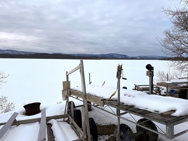 9 Sampson Road, Orwell, VT 05760