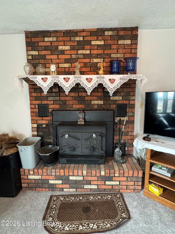 116 Rosebank Ct, Louisville, KY 40118