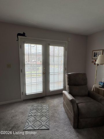 116 Rosebank Ct, Louisville, KY 40118