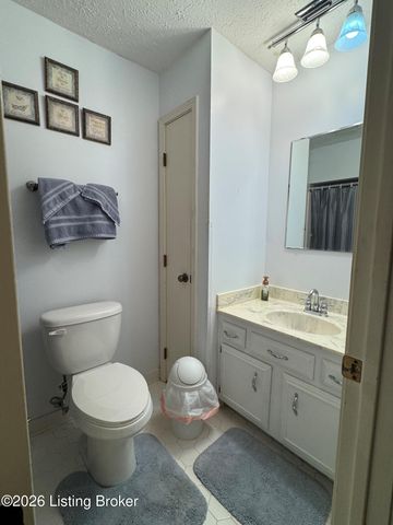 116 Rosebank Ct, Louisville, KY 40118