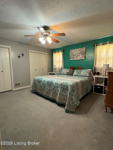 116 Rosebank Ct, Louisville, KY 40118