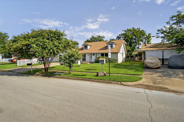 14843 Green Valley Drive, Balch Springs, TX 75180