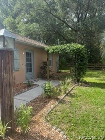 671 N Fitzpatrick Avenue, Inverness, FL 34453